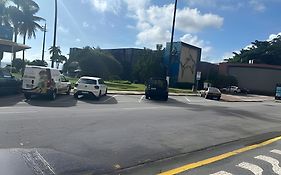 Lindo Apto Pé na Areia